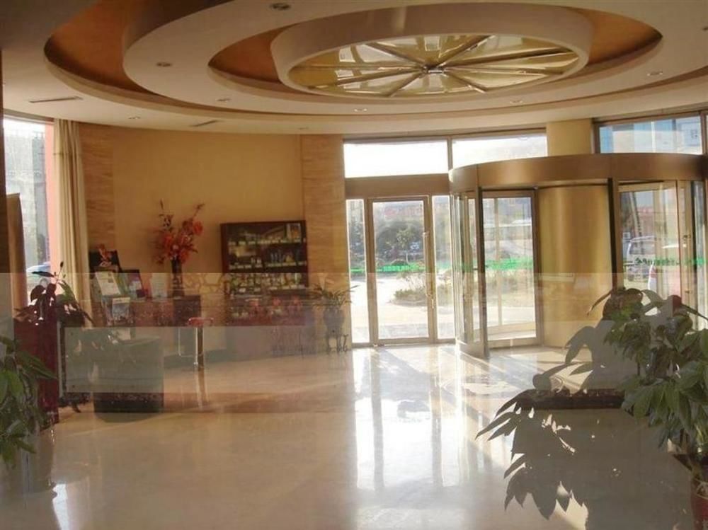 Greentree Inn- Linyi Bus Station Branch Екстериор снимка