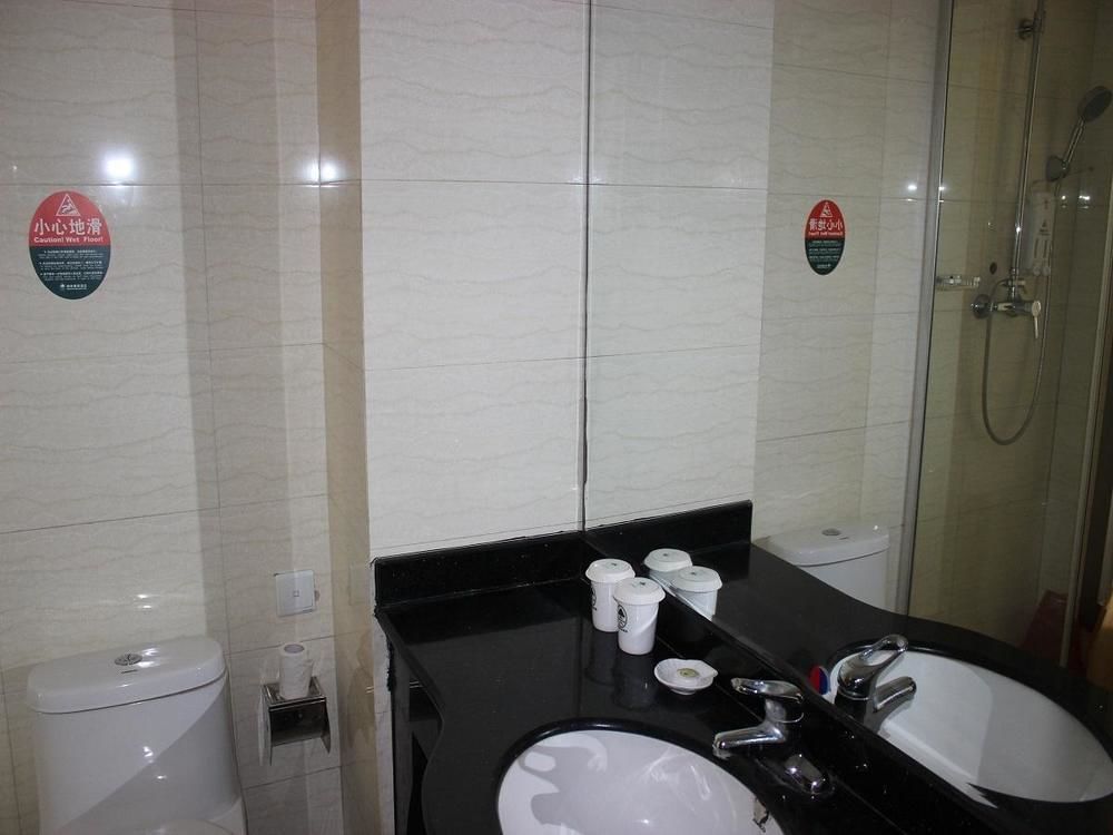 Greentree Inn- Linyi Bus Station Branch Екстериор снимка